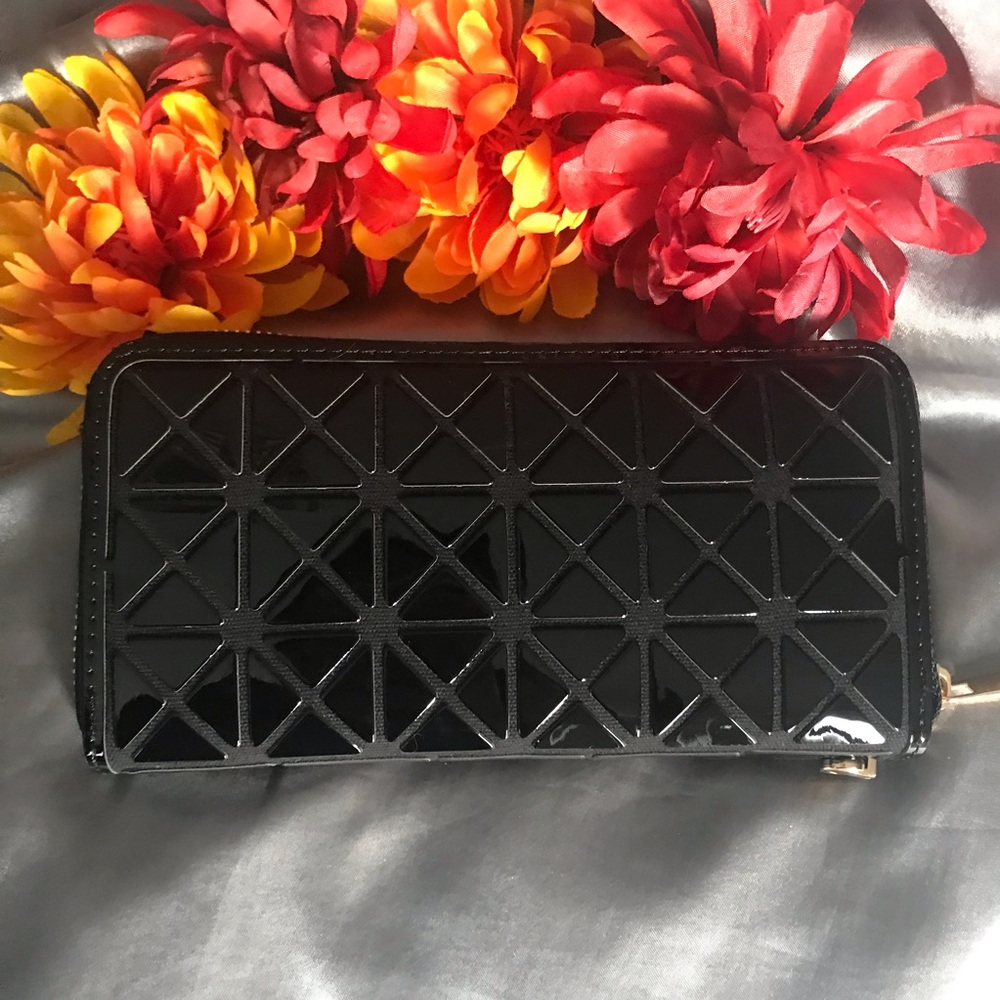 Black Geometric Wallet - Picture 2 of 4
